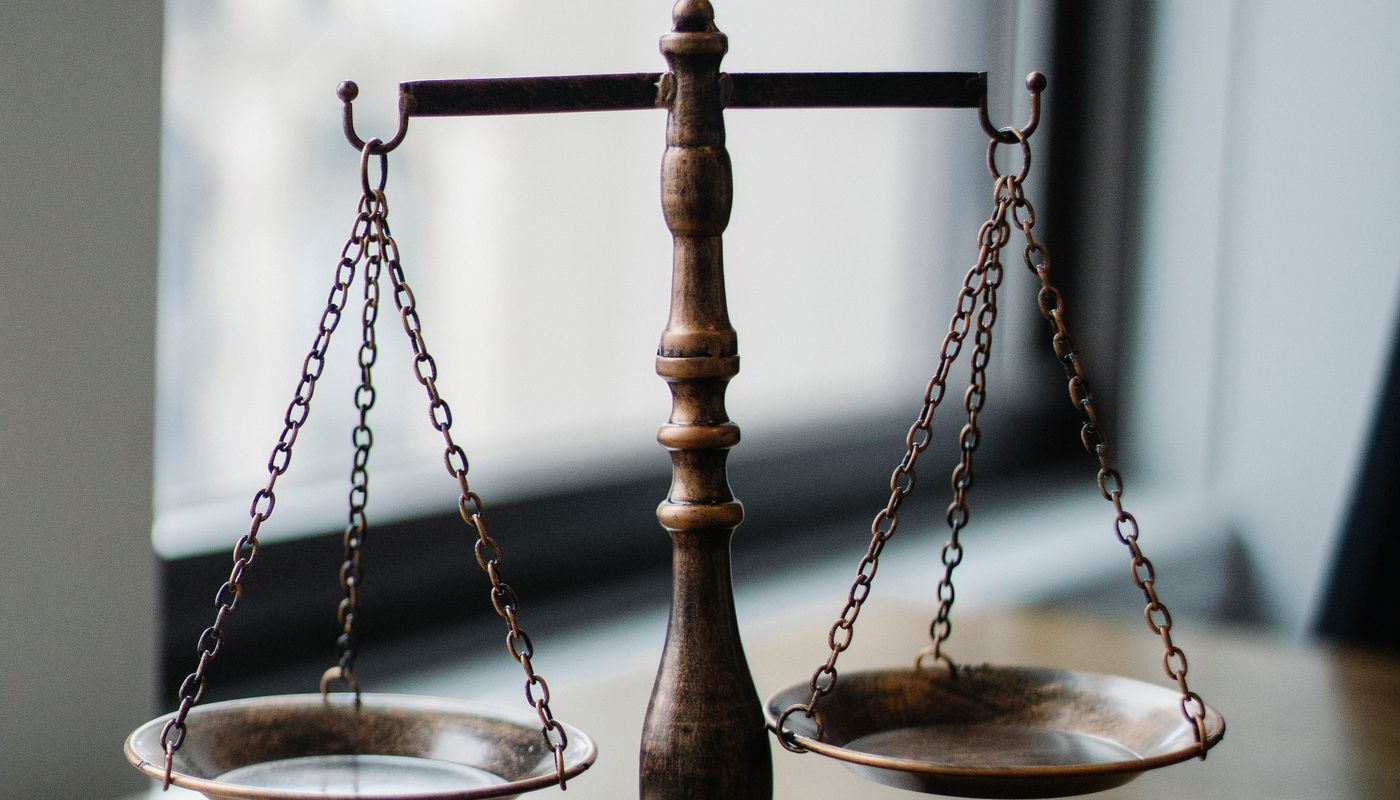 Πώς μπορούν κάποιοι να ενδιαφέρονται για τους δολοφόνους και να αδιαφορούν για τα θύματα;