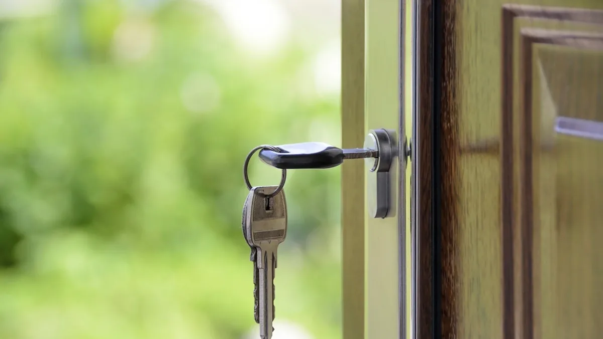 Short-Term Rentals and Property Transfers: Can a Sale Reduce Licence Value?