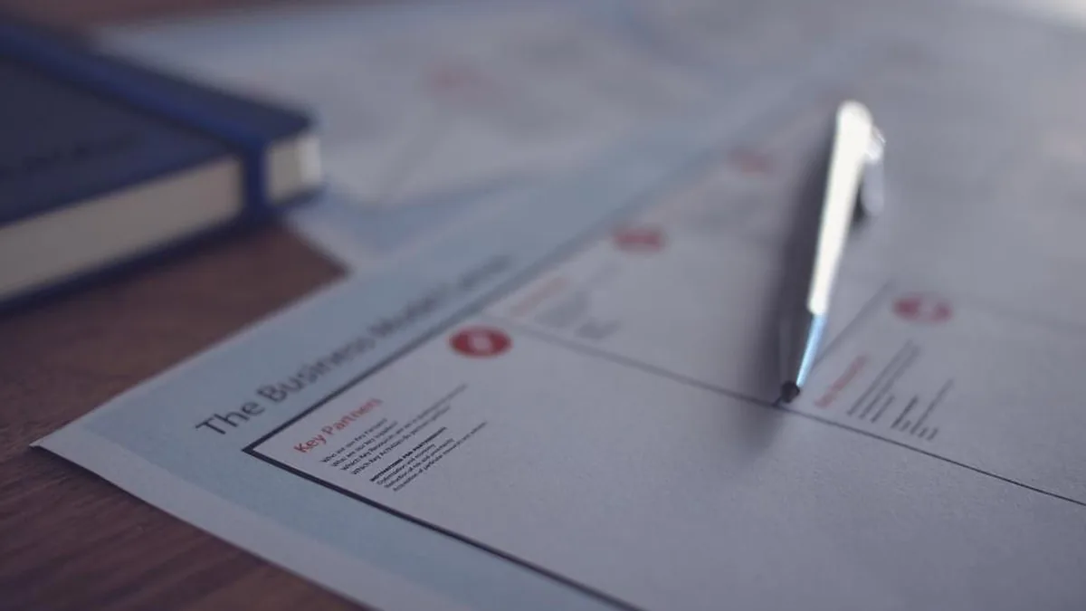 IKE, EPE, AE, OE, EE or Sole Proprietorship? Choosing a Greek Company Form