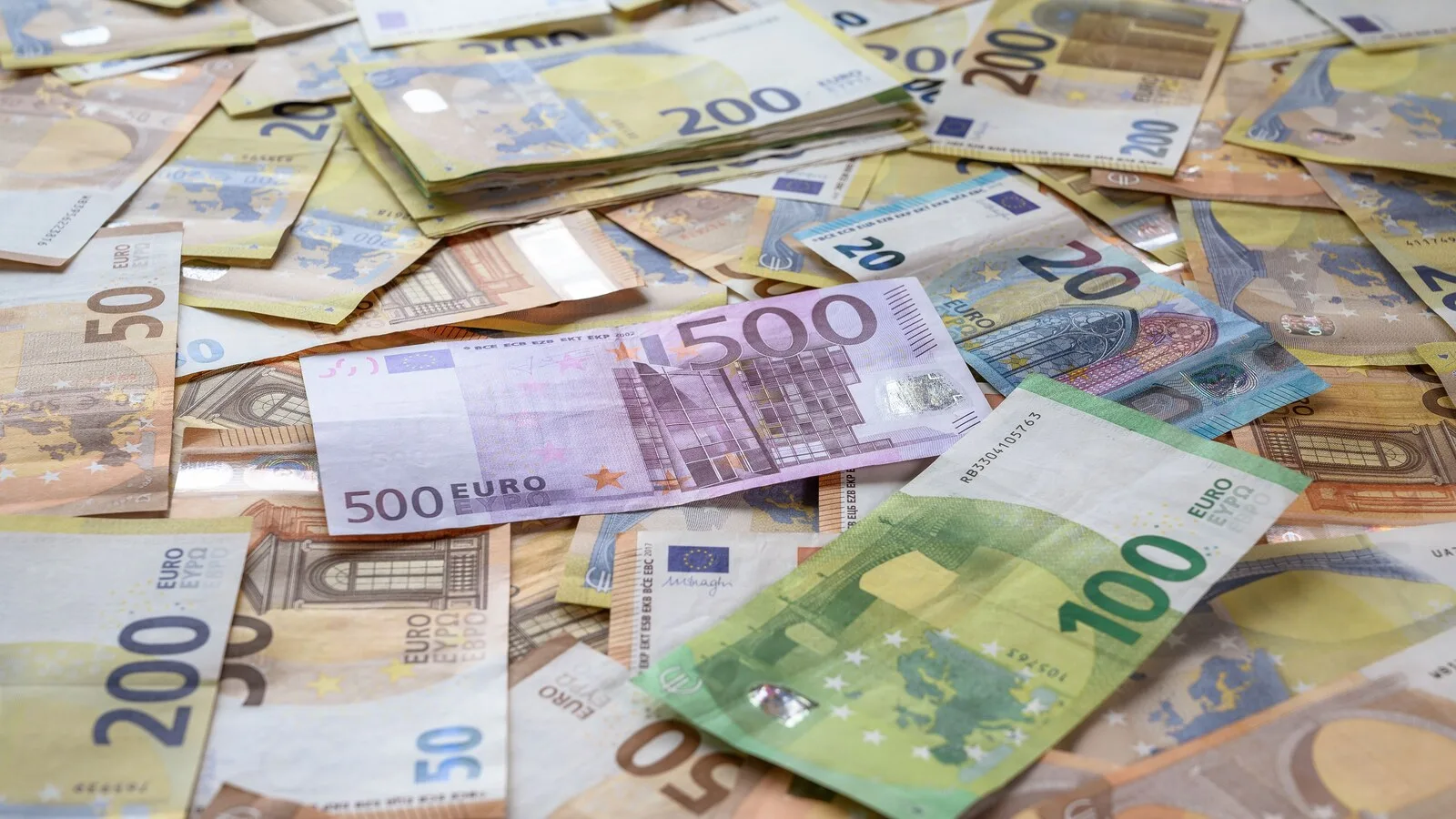 Η Οικονομική Κατάρρευση μιας Πλούσιας Χώρας