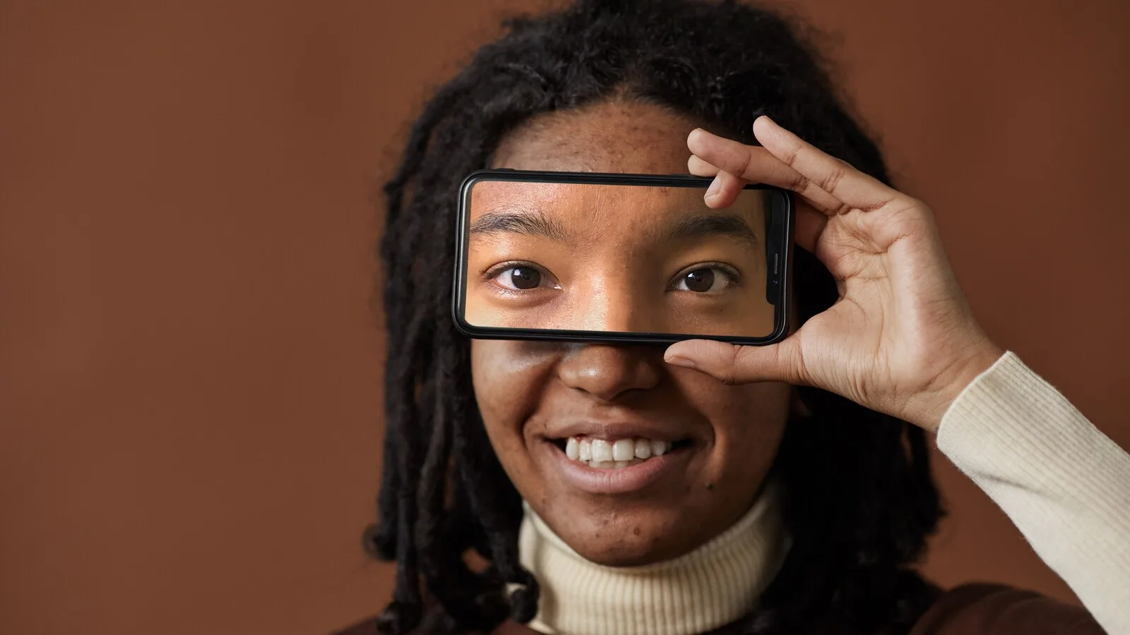 Photos et vidéos deepfake : que puis-je faire juridiquement si elles m’exposent ?