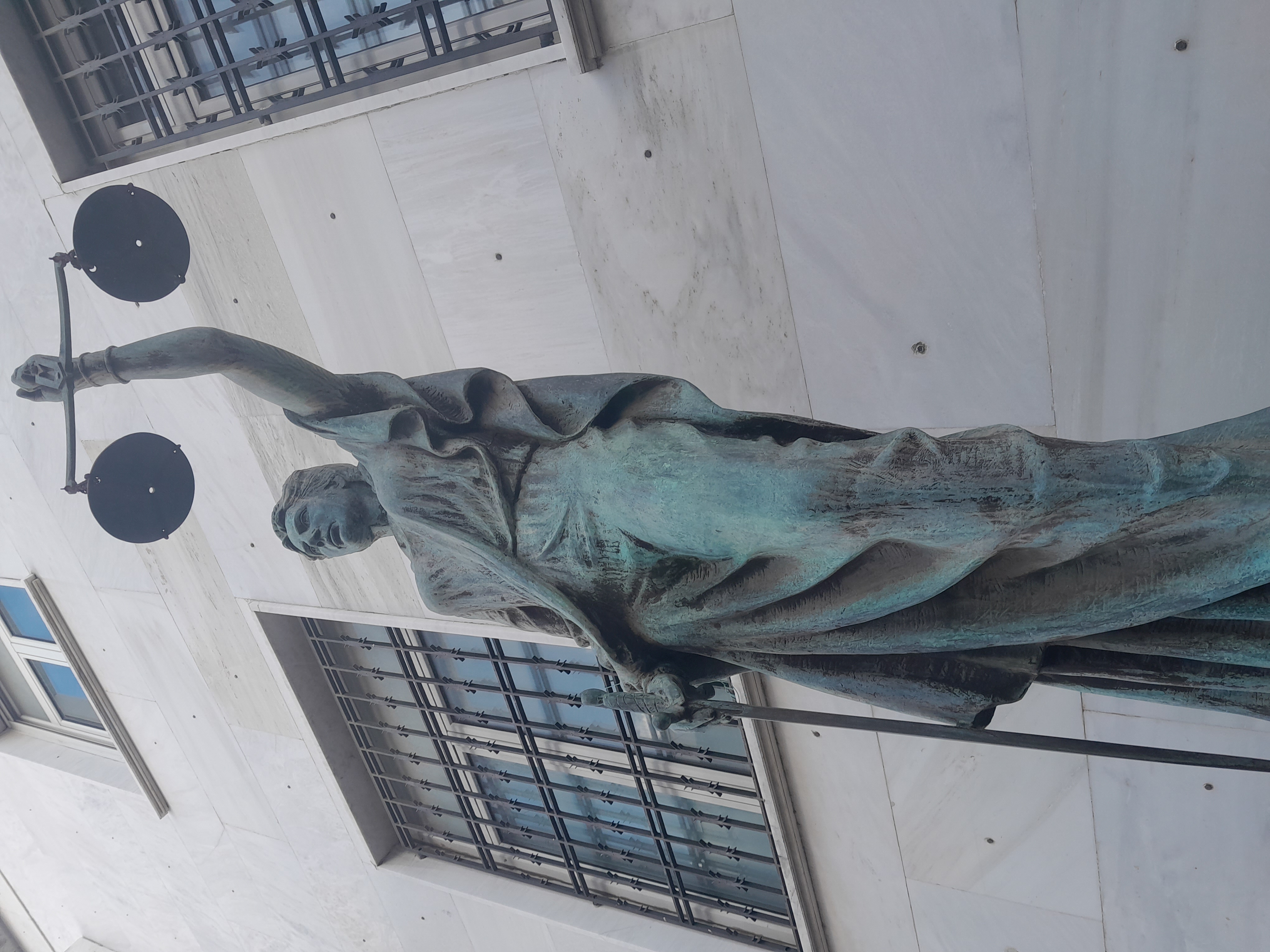 Δικαστική Εξουσία