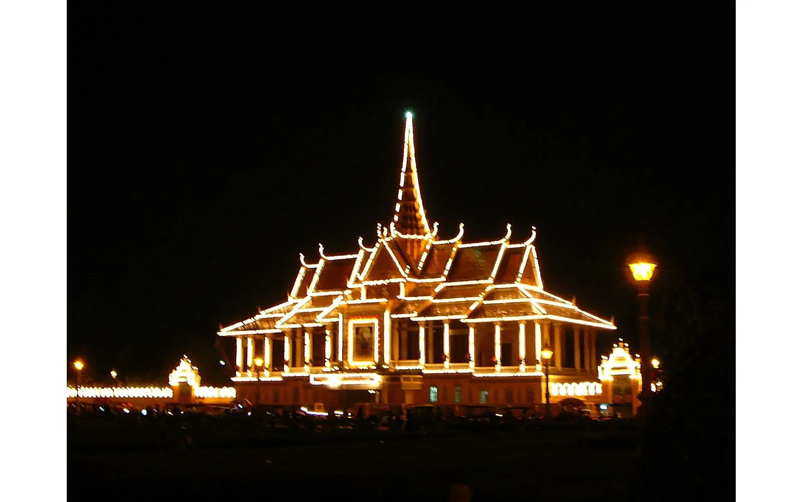 Cambodia, the Royal Throne and Political Power